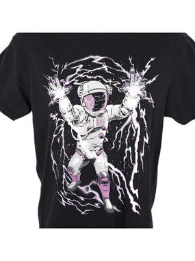 Astronaut T Shirt Mens Size Medium Black Into The AM Planets Space Travel